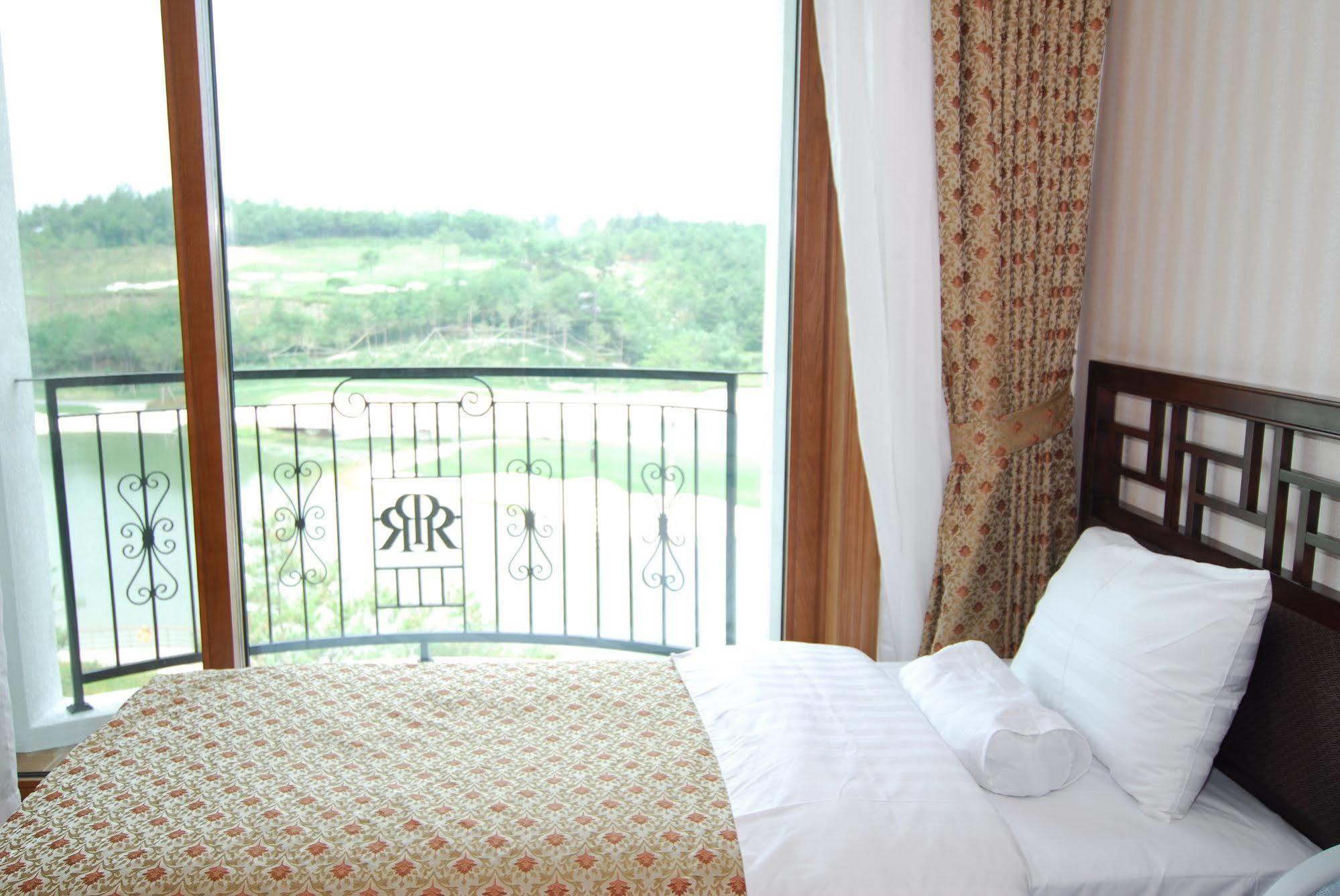 Pineridge Hotel Сокчо Екстериор снимка