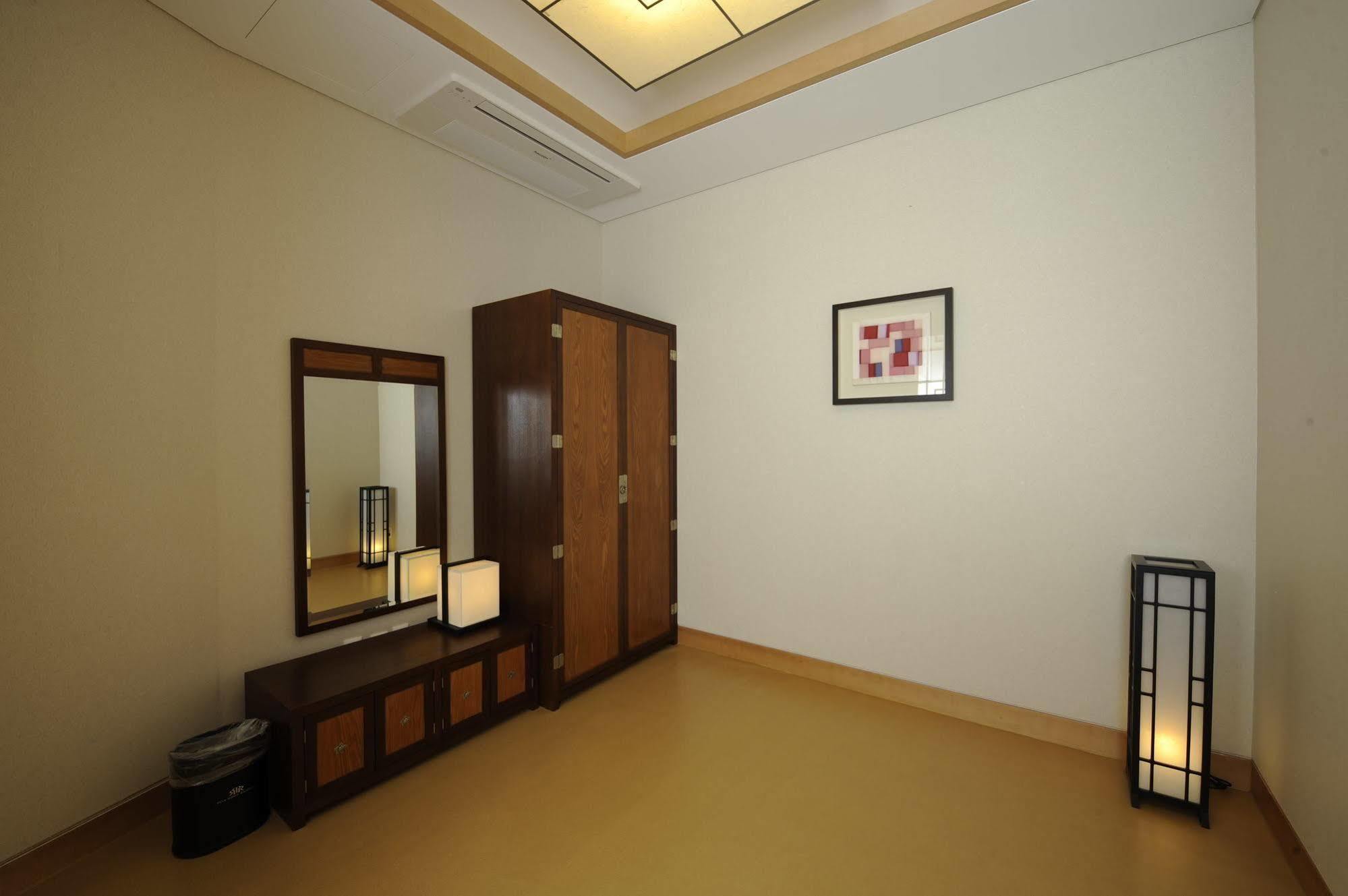 Pineridge Hotel Сокчо Екстериор снимка