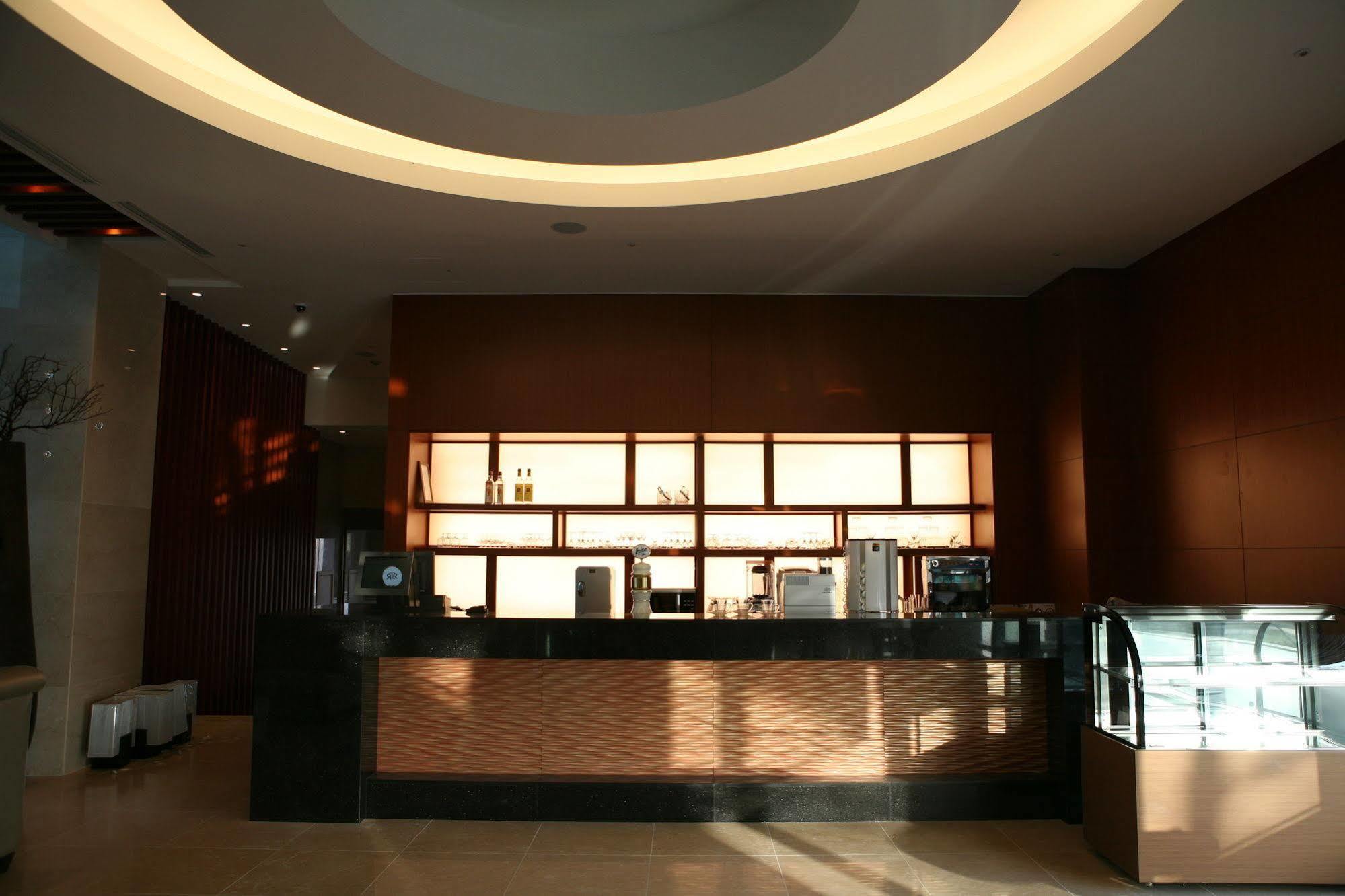 Pineridge Hotel Сокчо Екстериор снимка